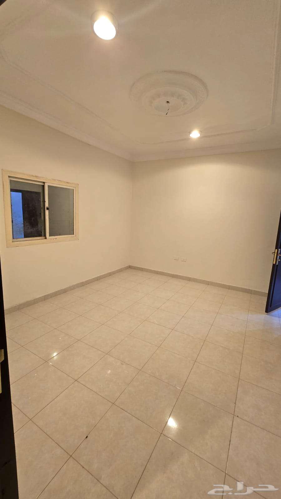 شقة 2 غرف في الصفا 3