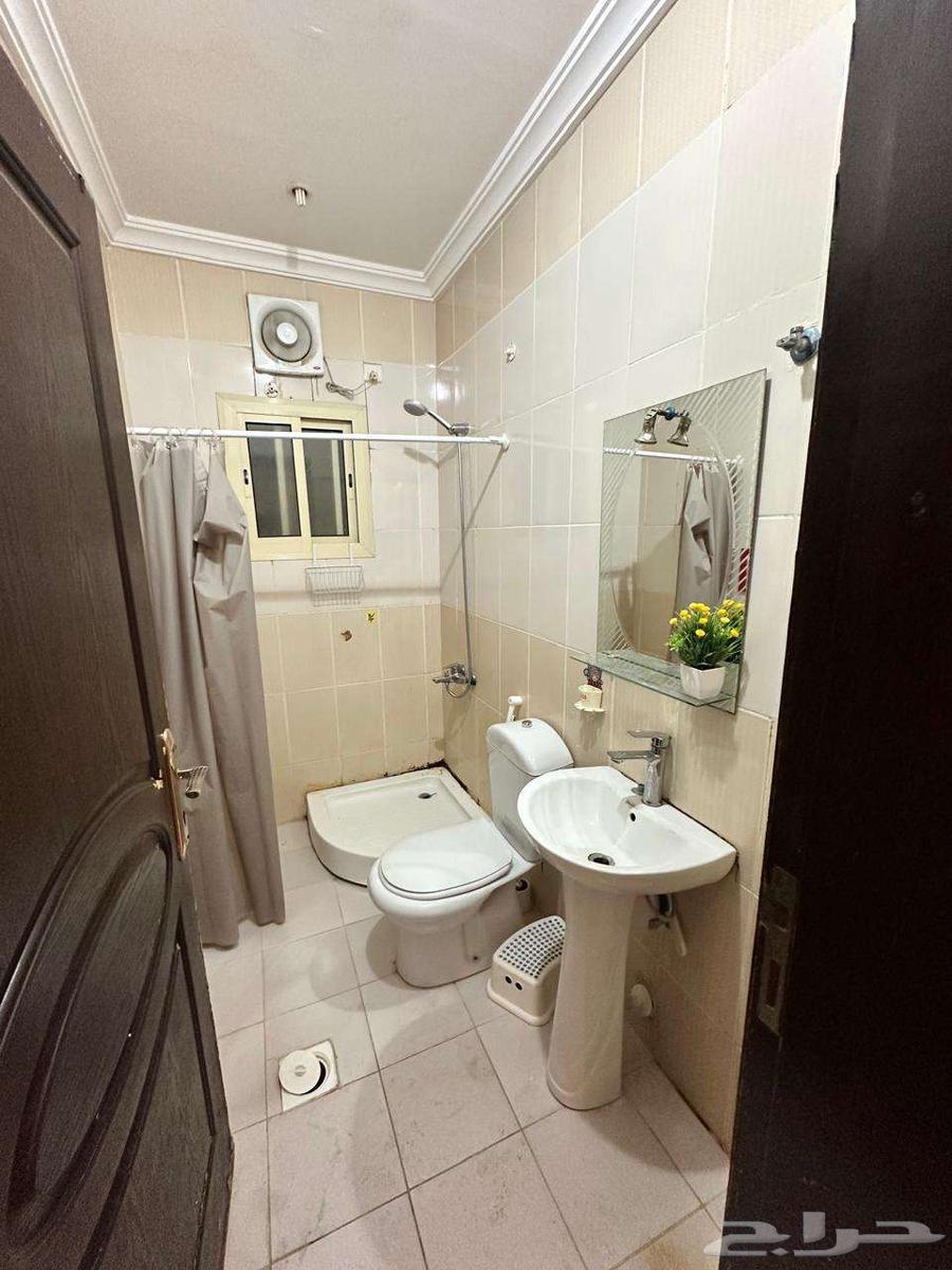 شقة 4 غرف في المروة 2