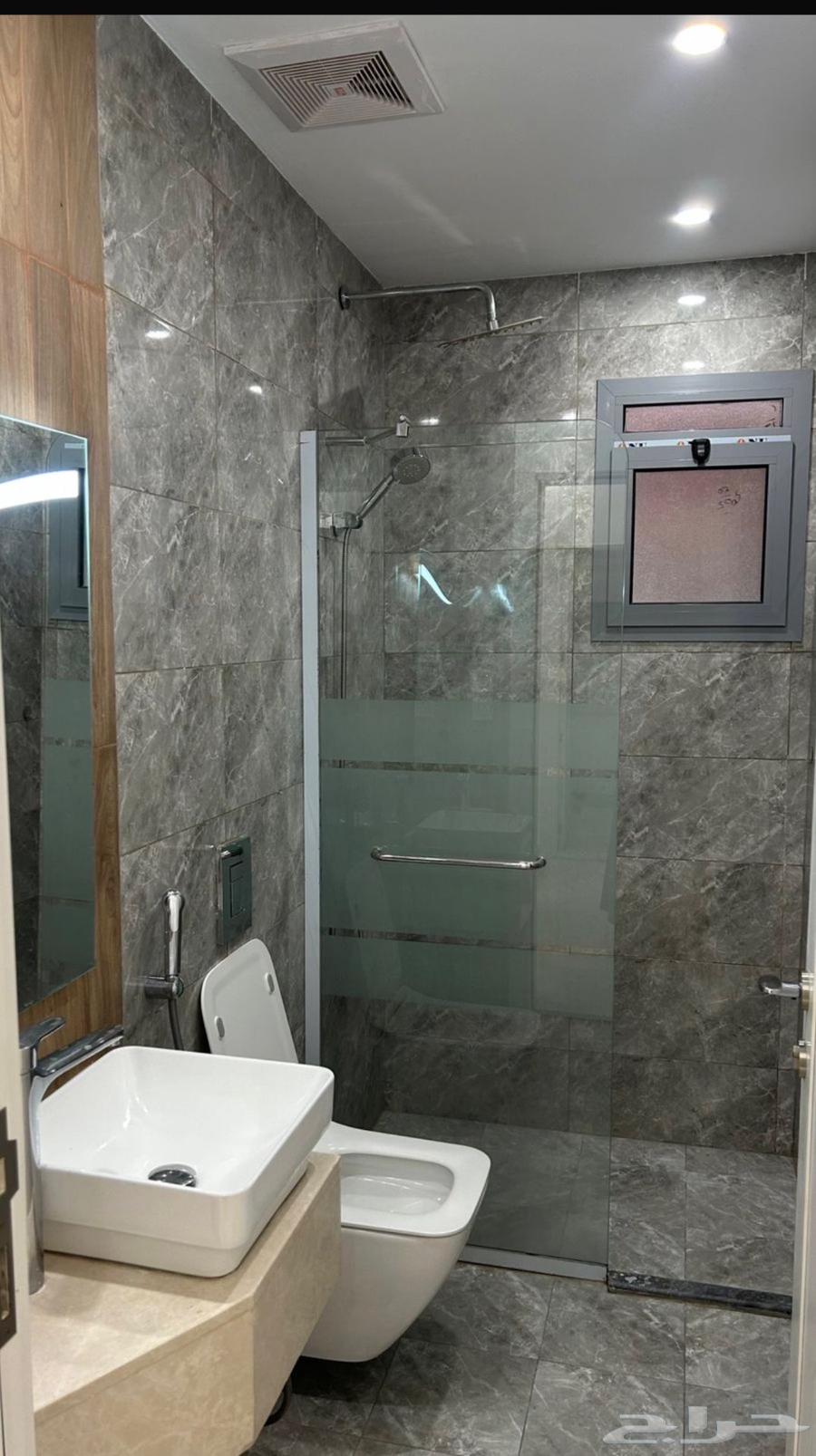 شقة 5 غرف في السلامة 6