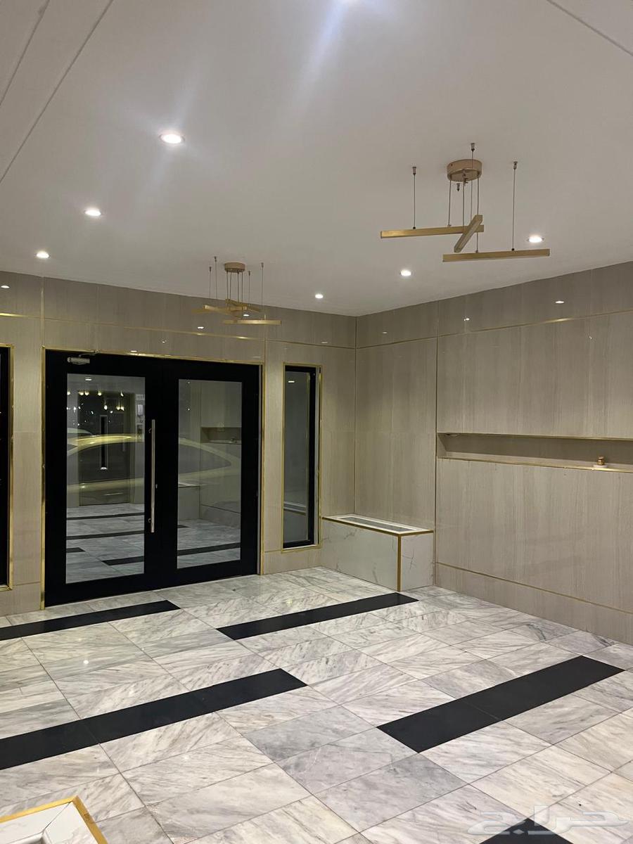 شقة 4 غرف في الواحة 9