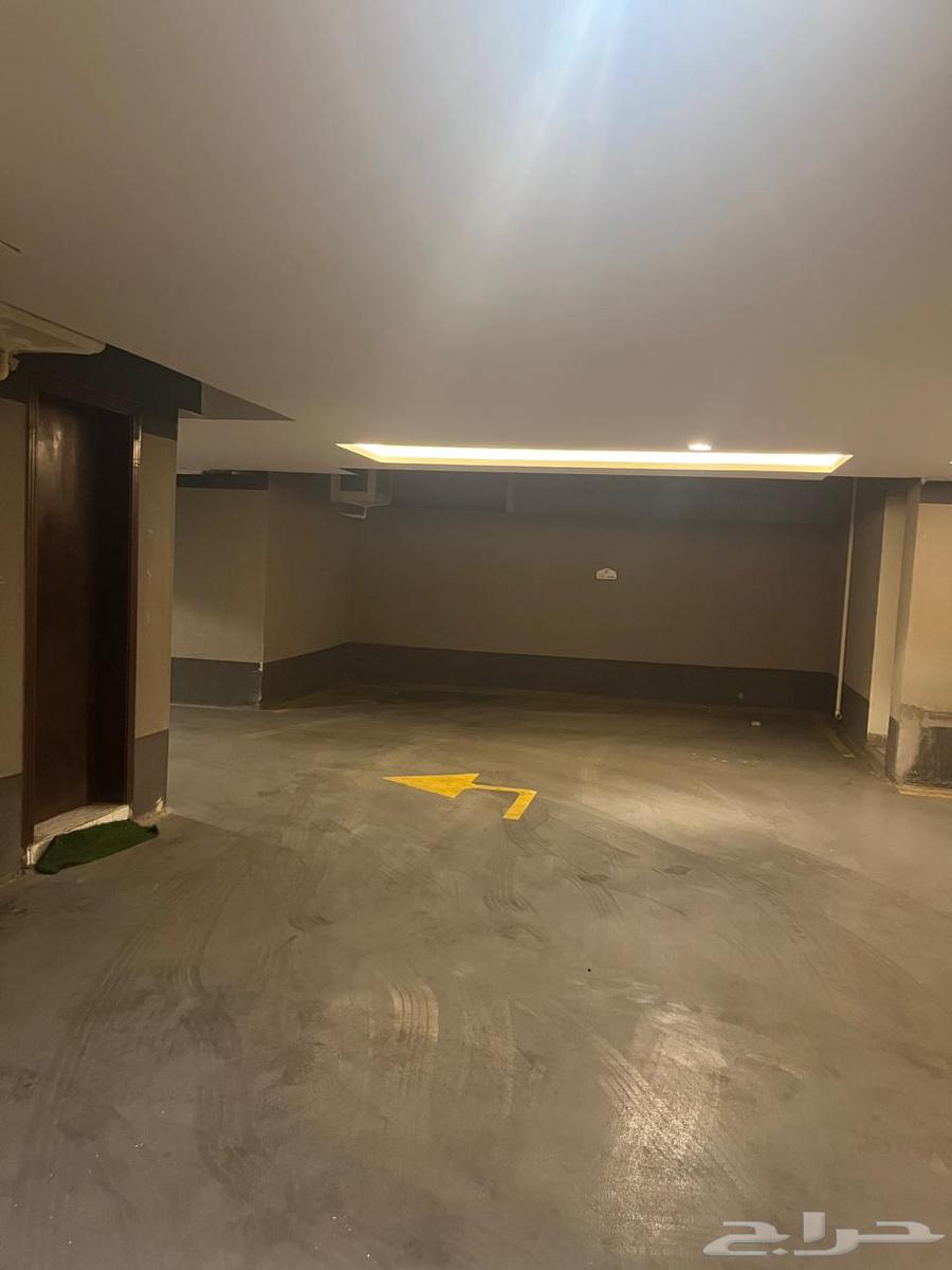 شقة 4 غرف في الواحة 10