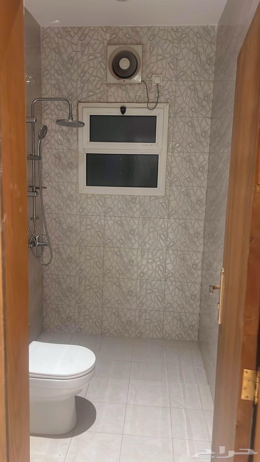 شقة 5 غرف في مشرفة 5