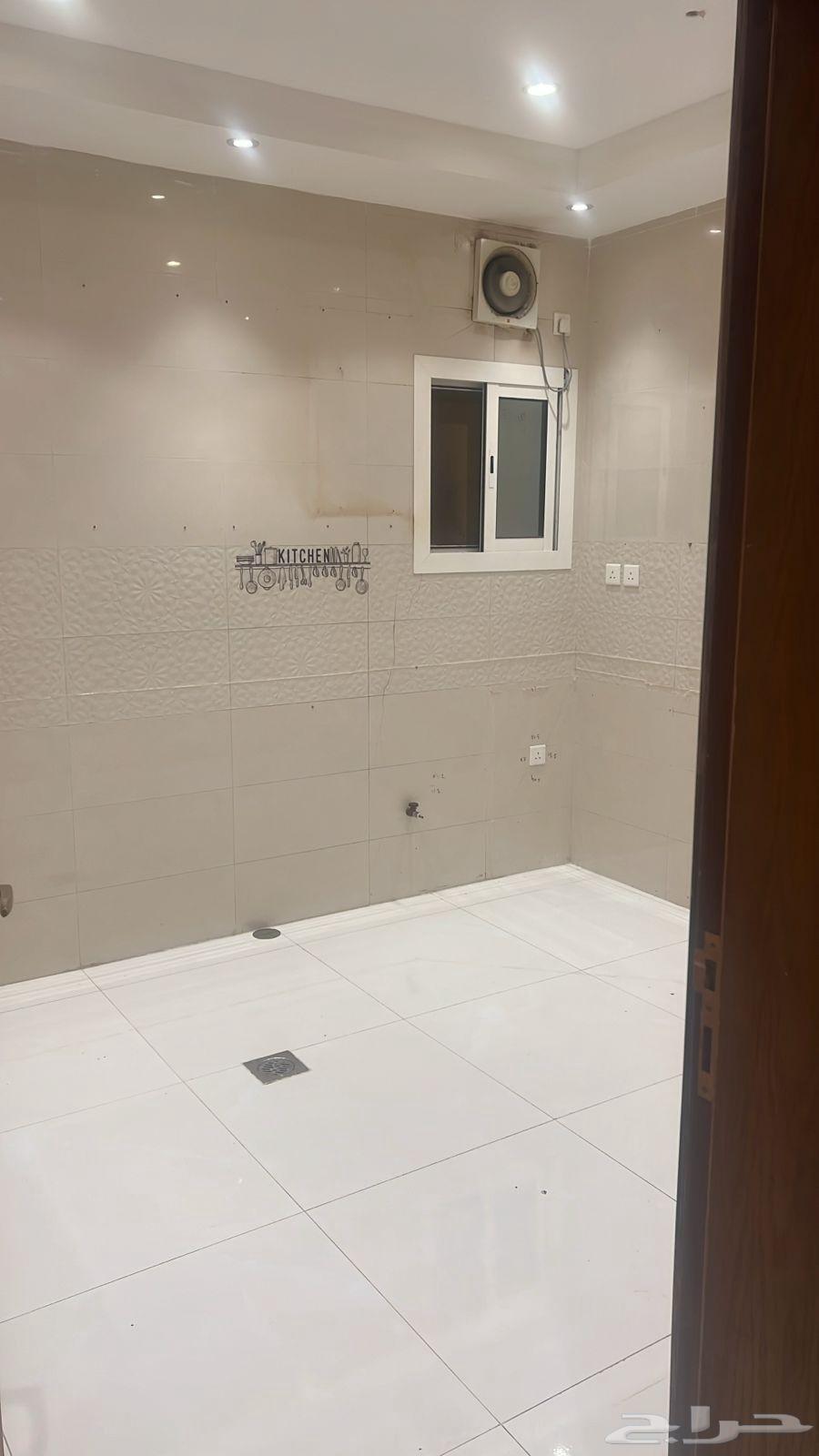 شقة 5 غرف في مشرفة 7