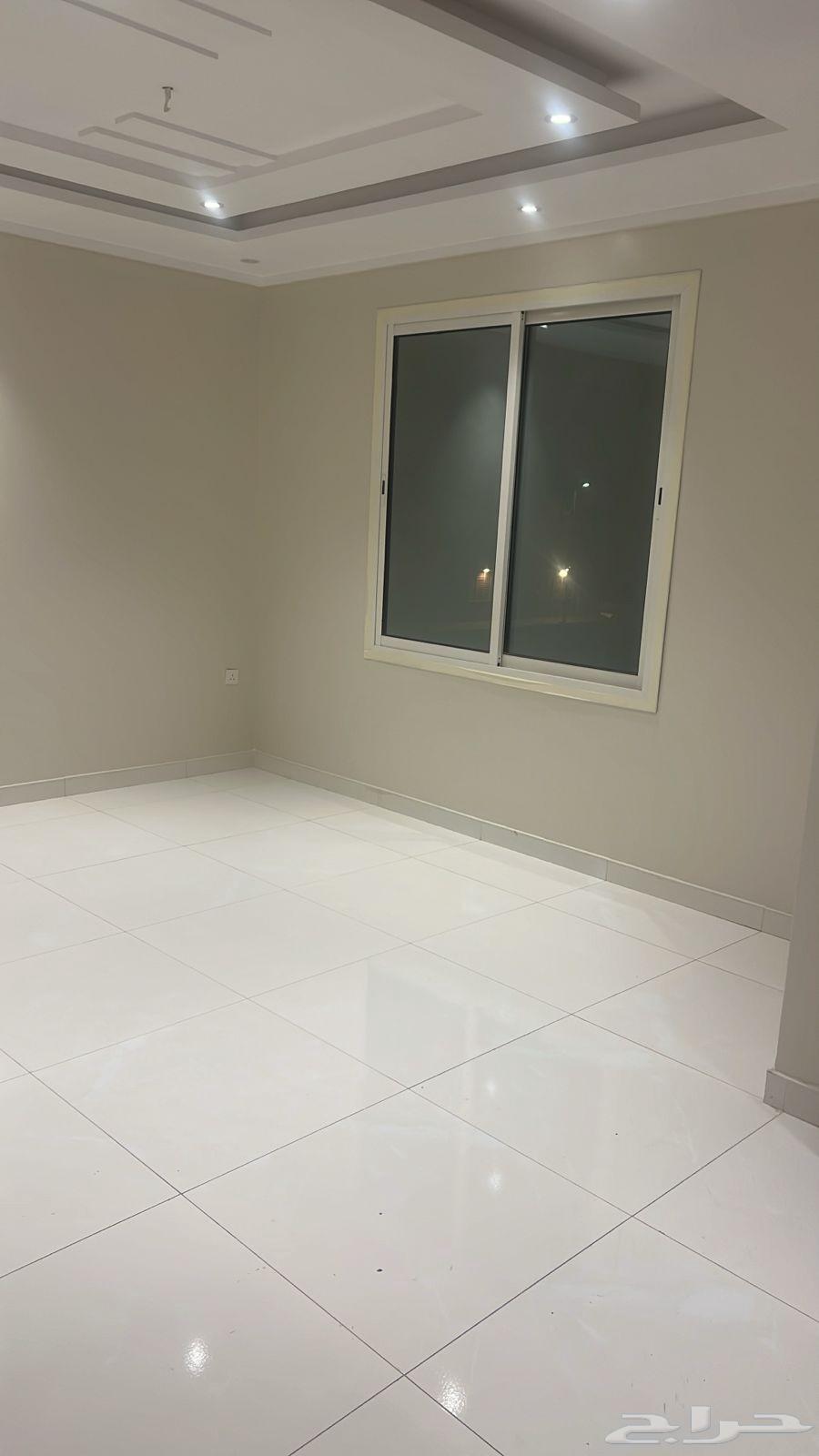 شقة 5 غرف في مشرفة 9