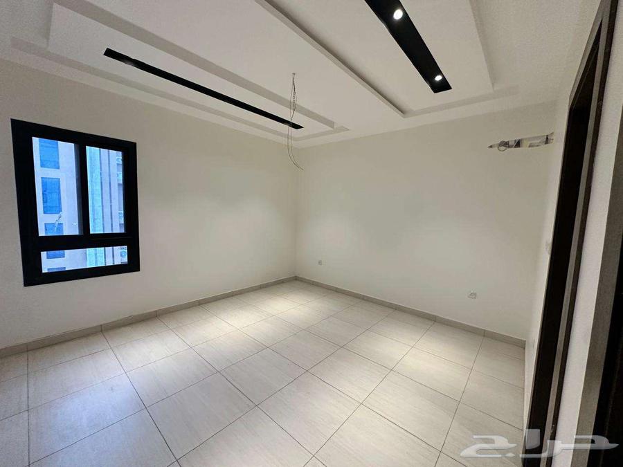 شقة 4 غرف في المروة 11