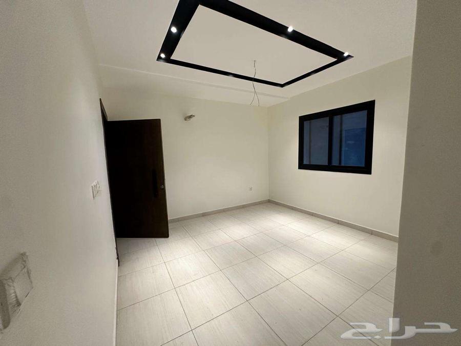 شقة 4 غرف في المروة 4