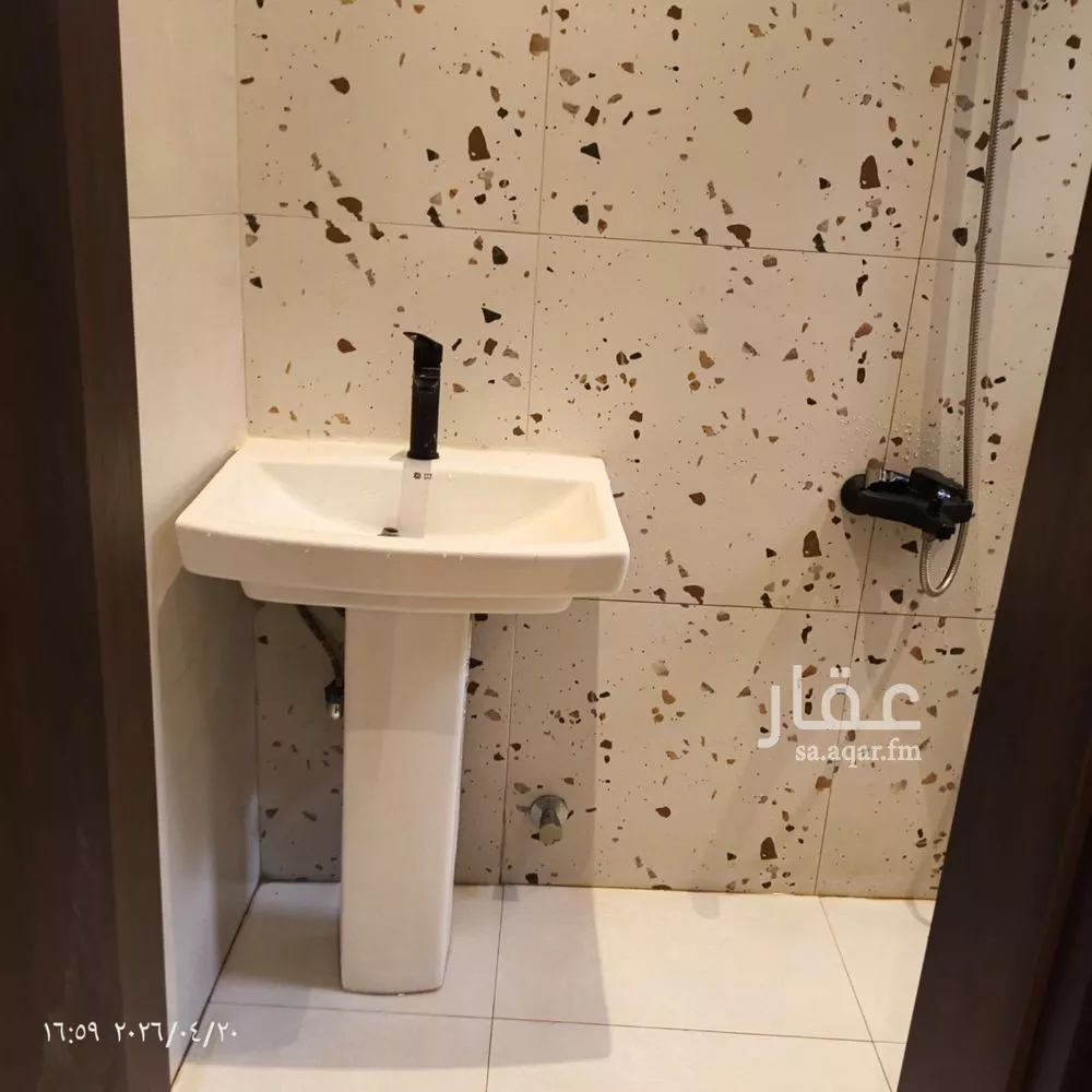 شقة 1 غرف في المونسية 18