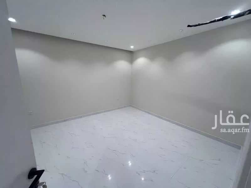 4 bedroom apartment in Az Zomorod 3