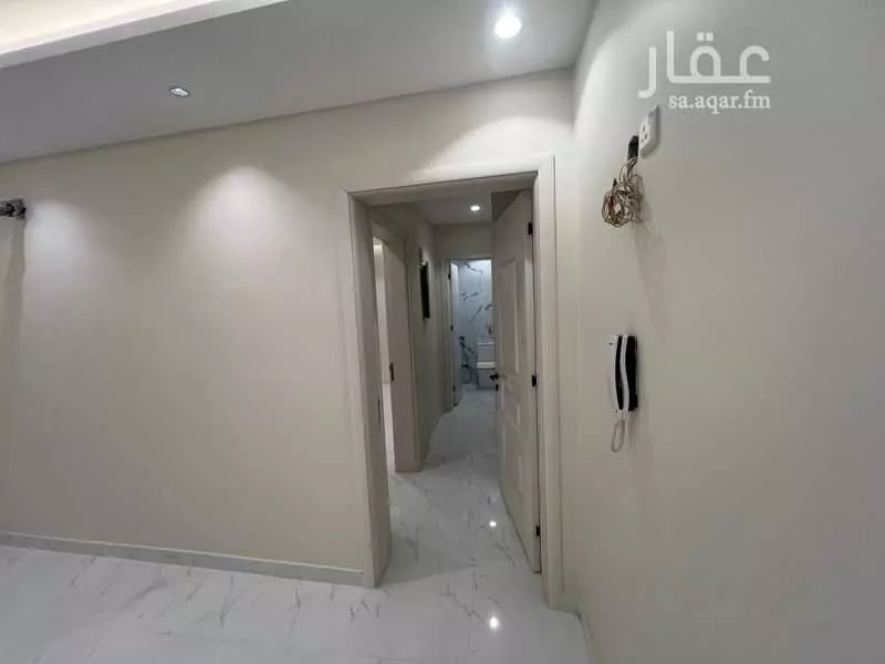 4 bedroom apartment in Az Zomorod 4