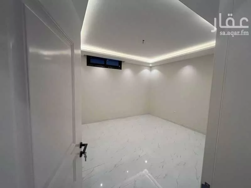 4 bedroom apartment in Az Zomorod 8