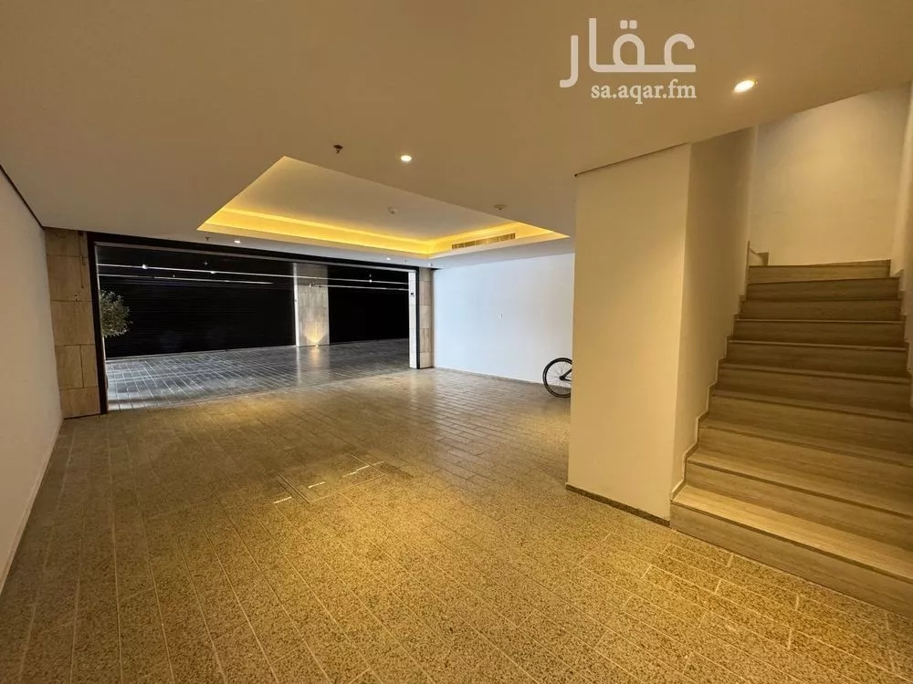 فيلا 3 غرف في العارض 8