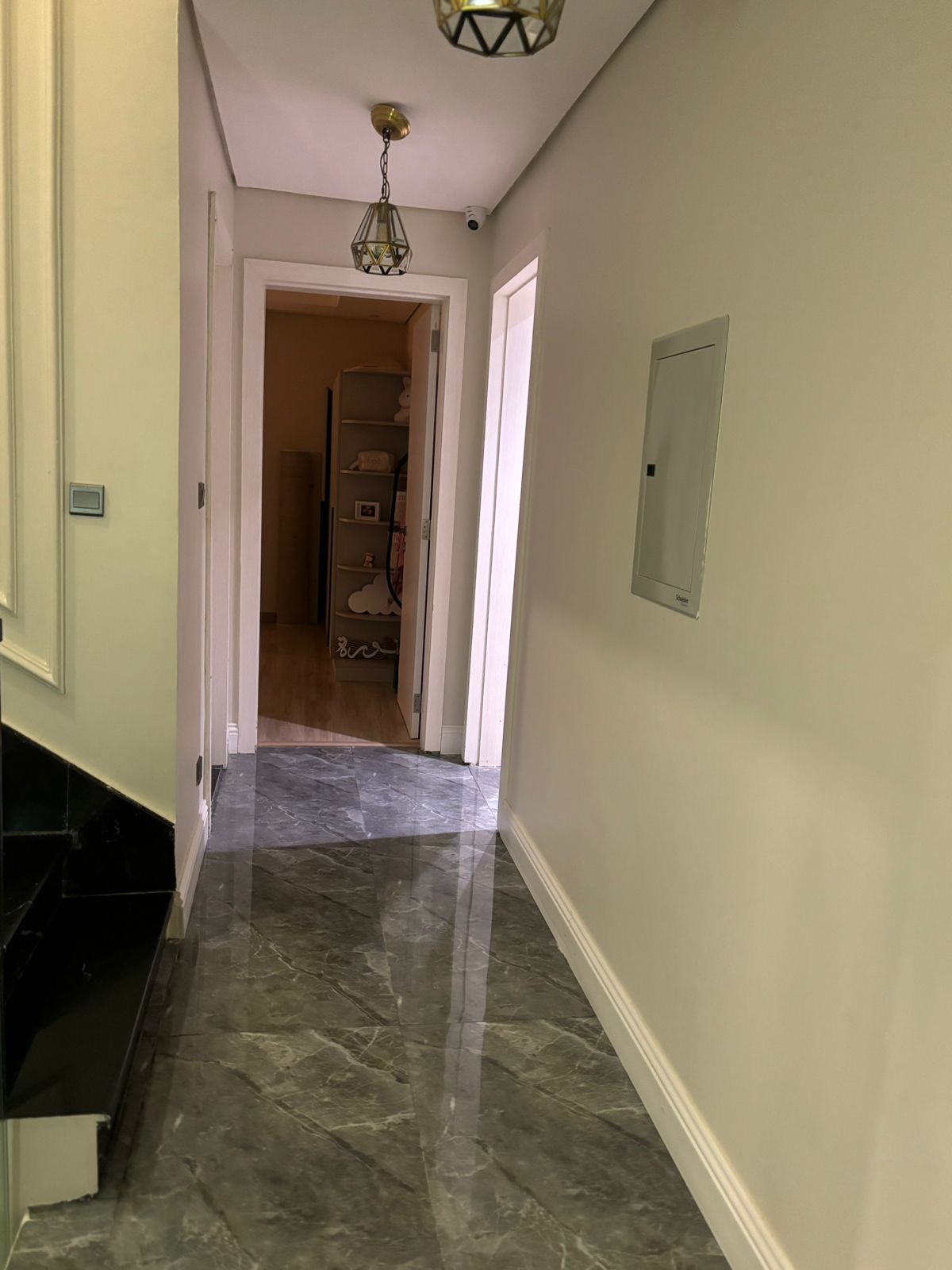 فيلا  في النرجس 14