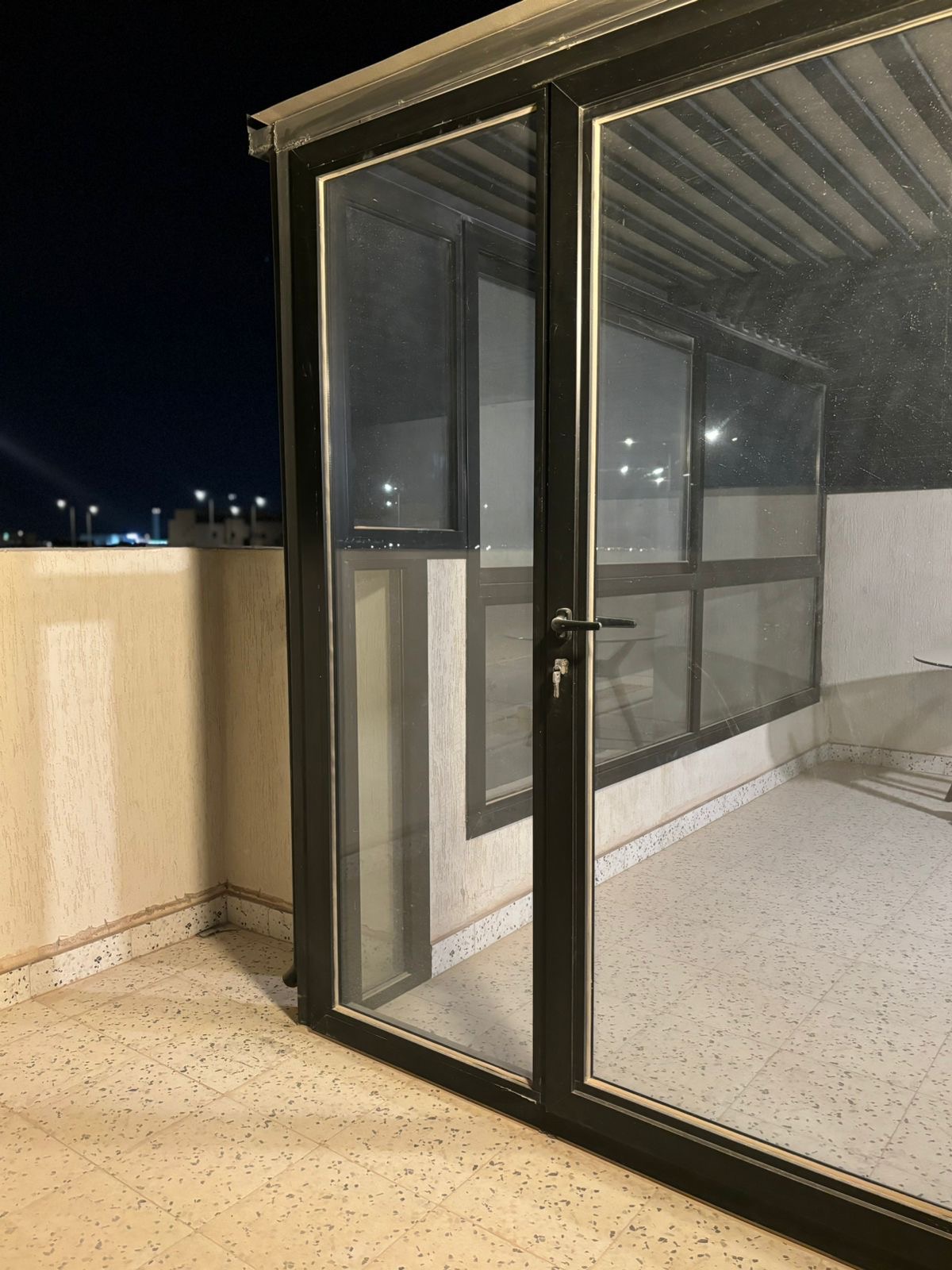 فيلا  في النرجس 20