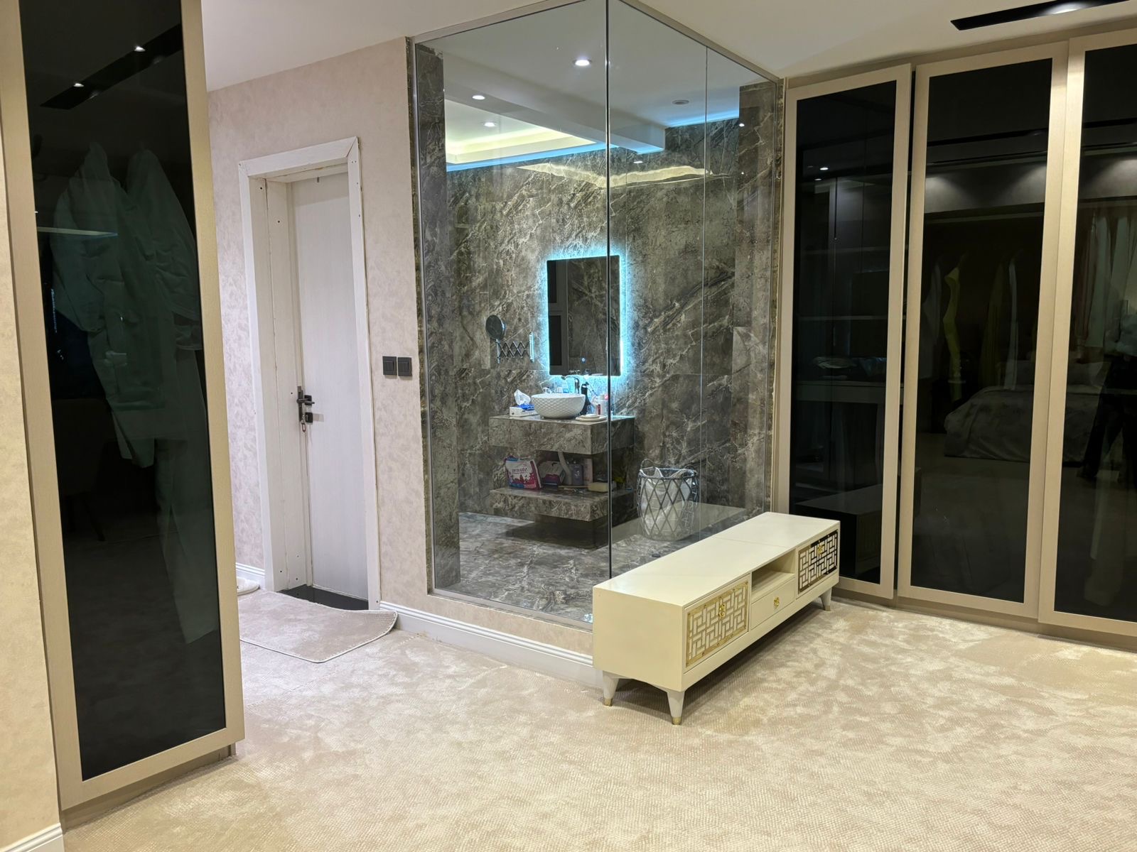 فيلا  في النرجس 25