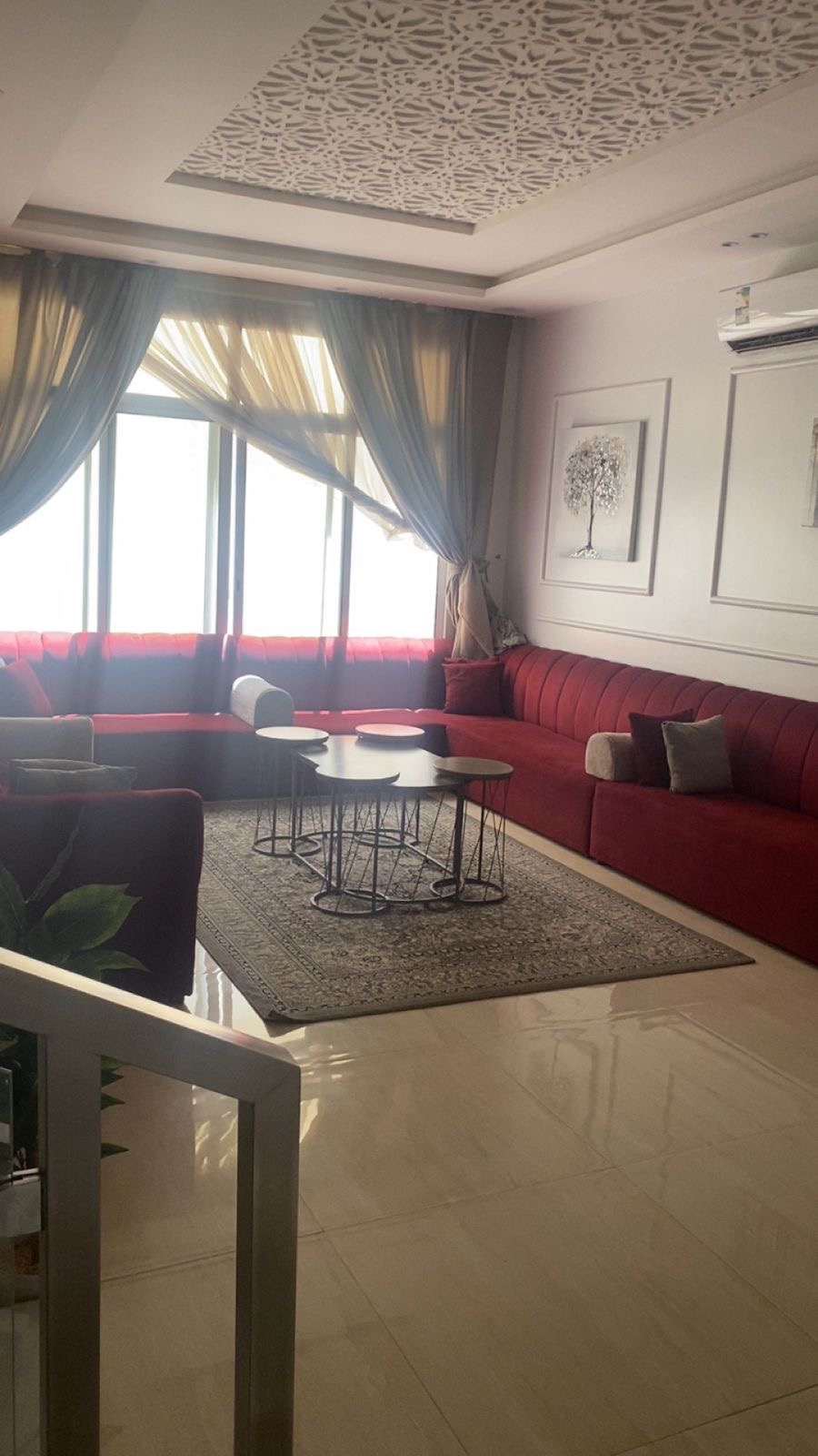 فيلا  في العزيزية 4