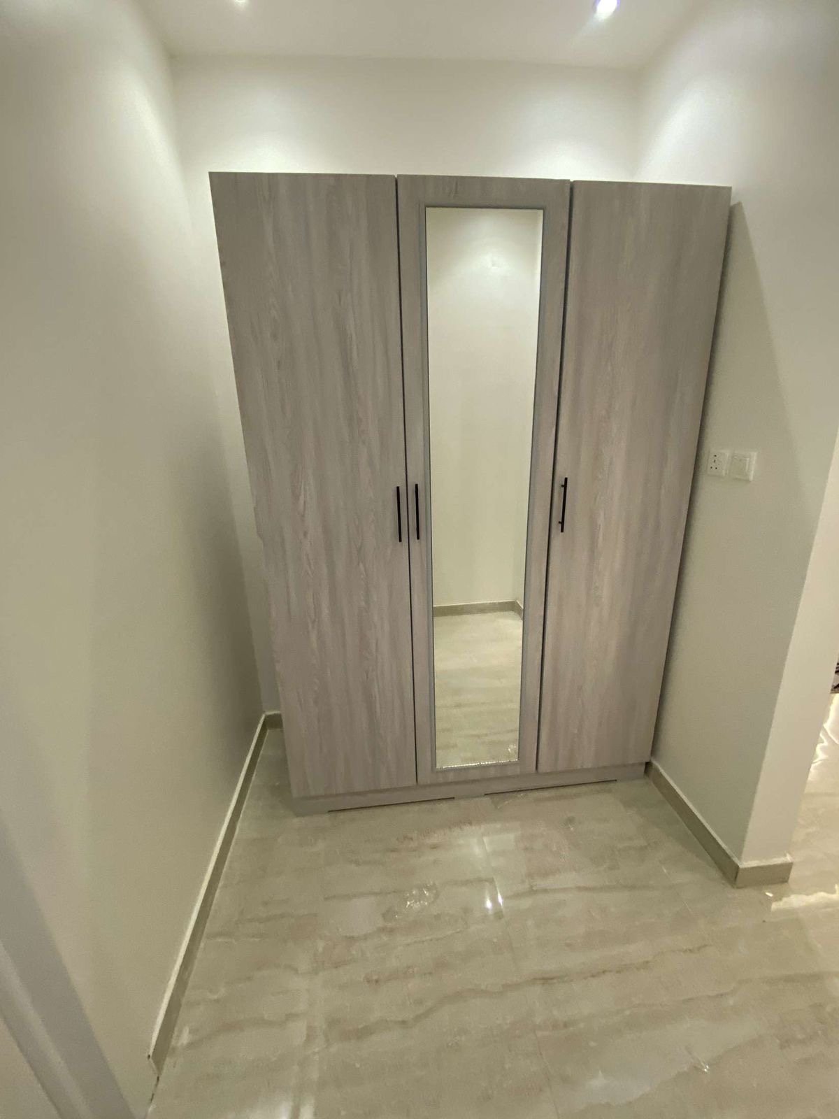 فيلا  في العزيزية 5