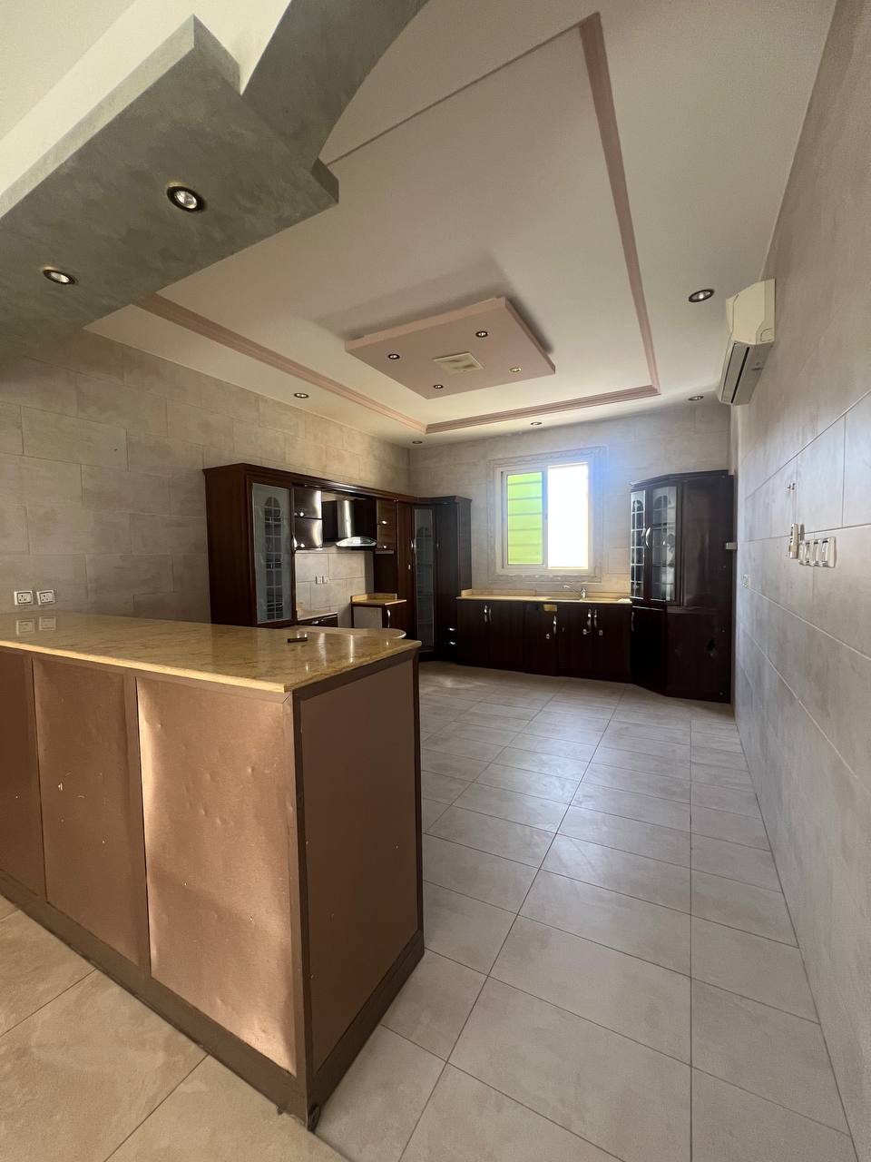 شقة  في ظهرة لبن 2