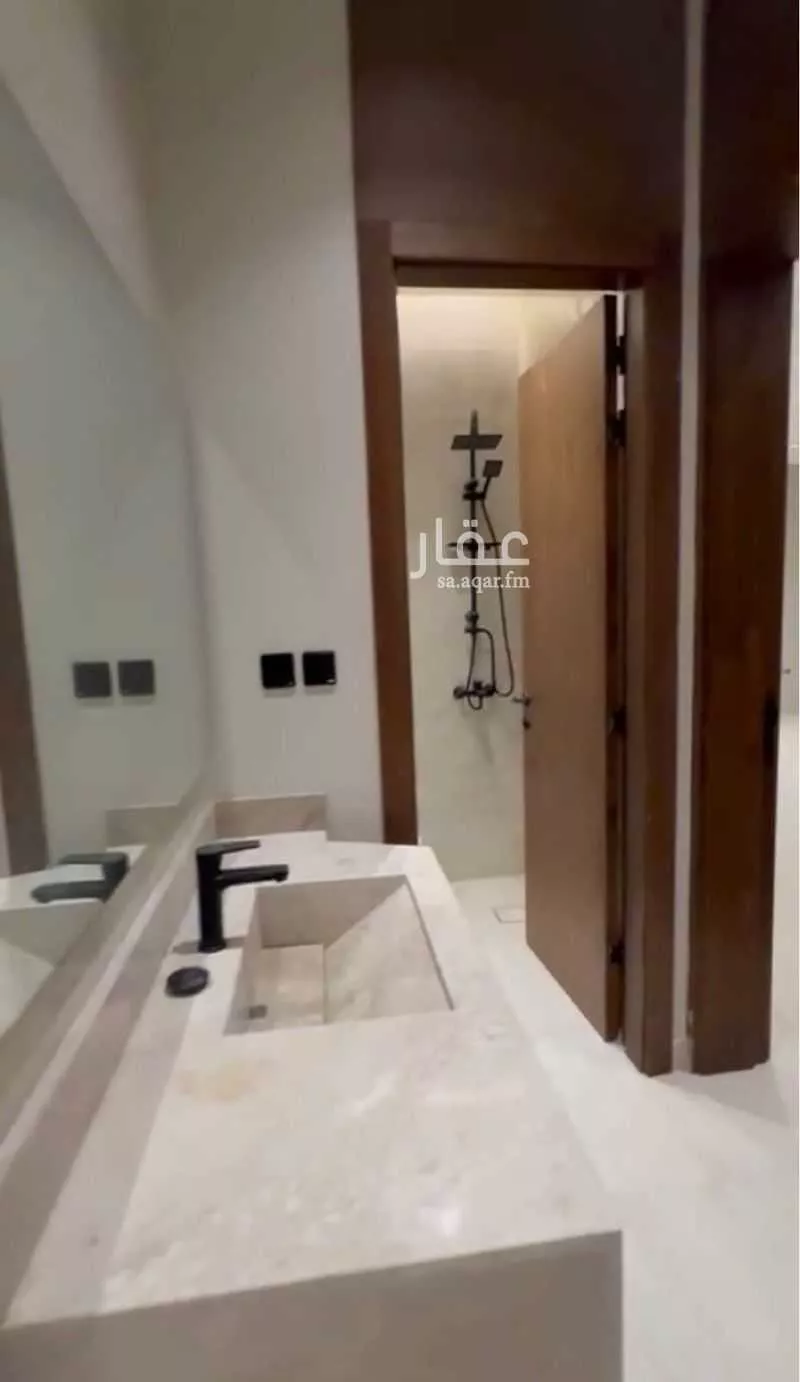 شقة 4 غرف في النزهة 7