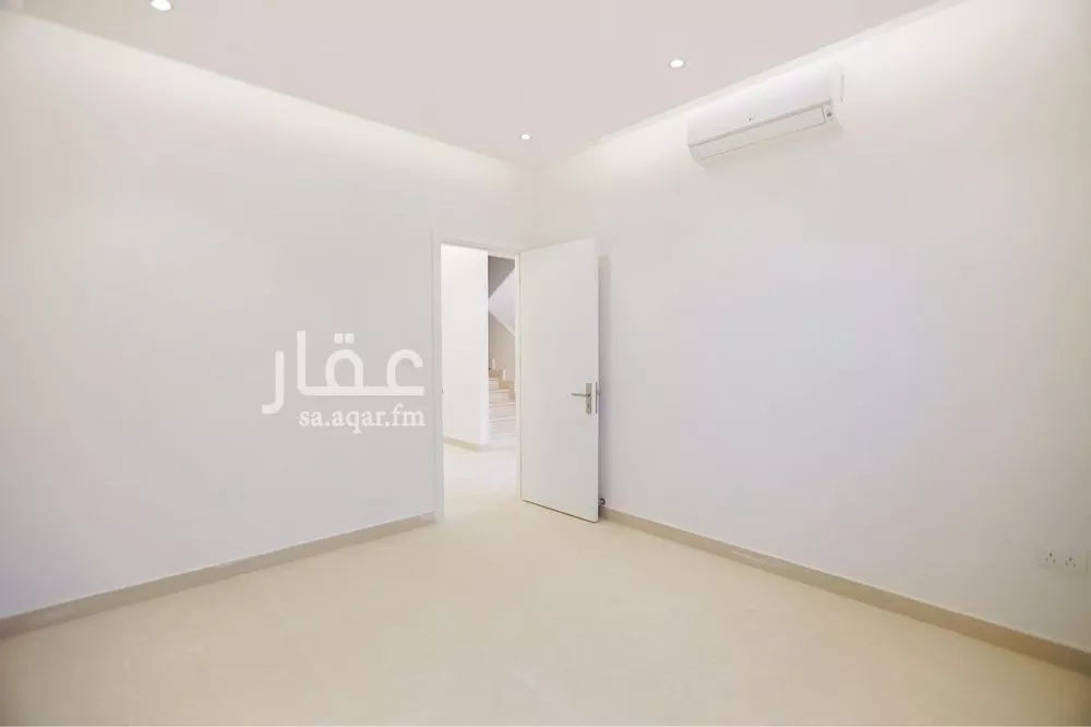 فيلا 5 غرف في المونسية 11