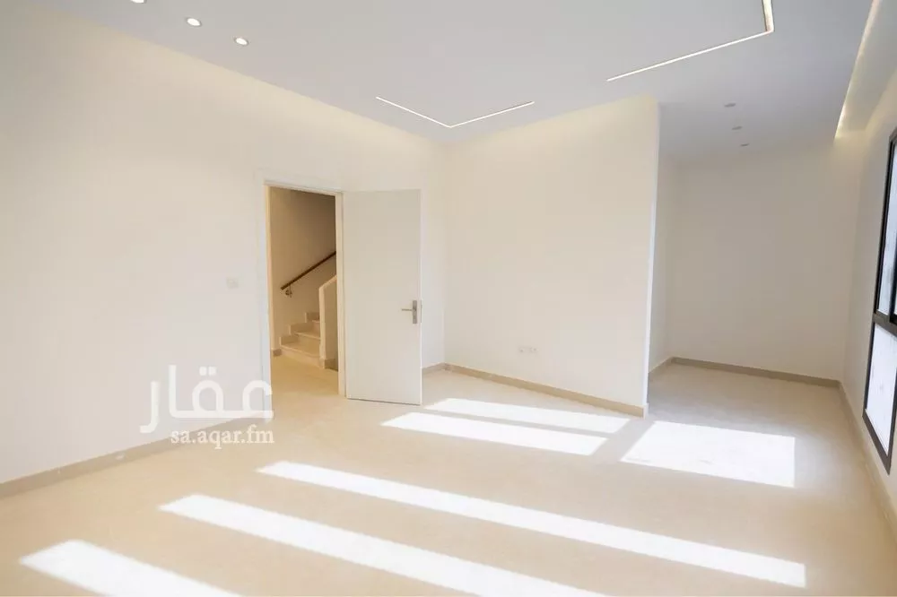 فيلا 5 غرف في المونسية 13