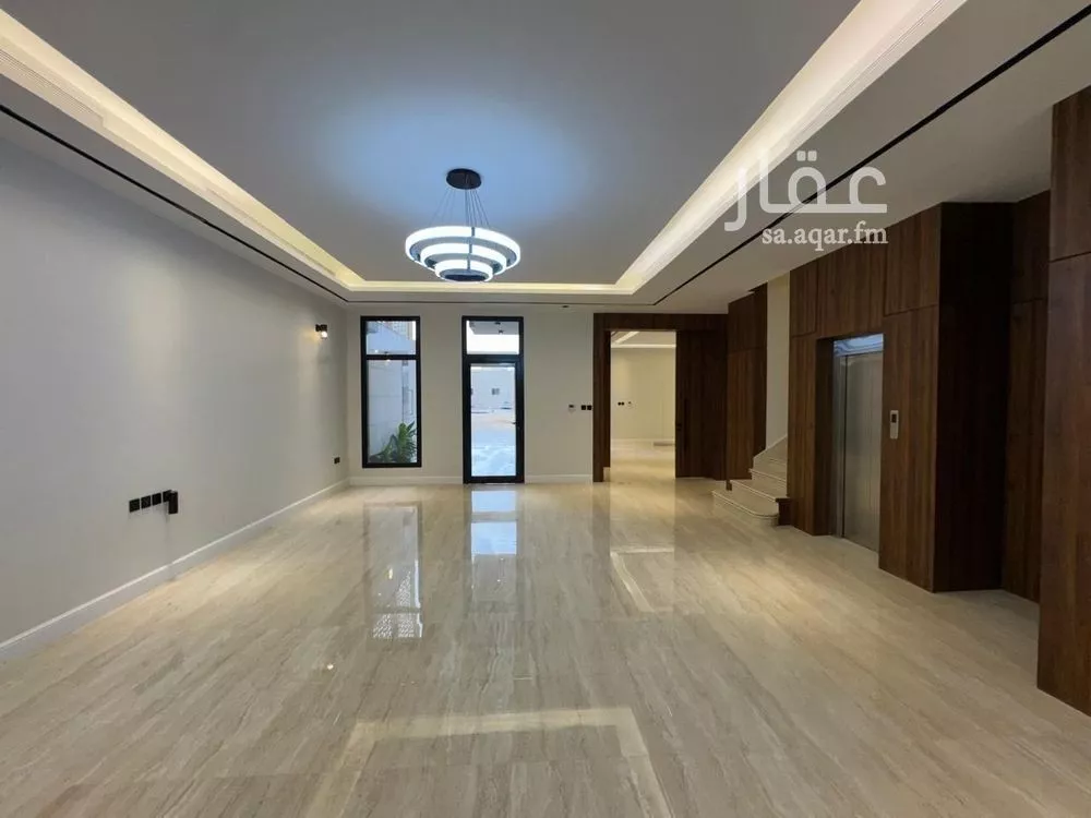 5 bedroom villa in Al Malqa 9