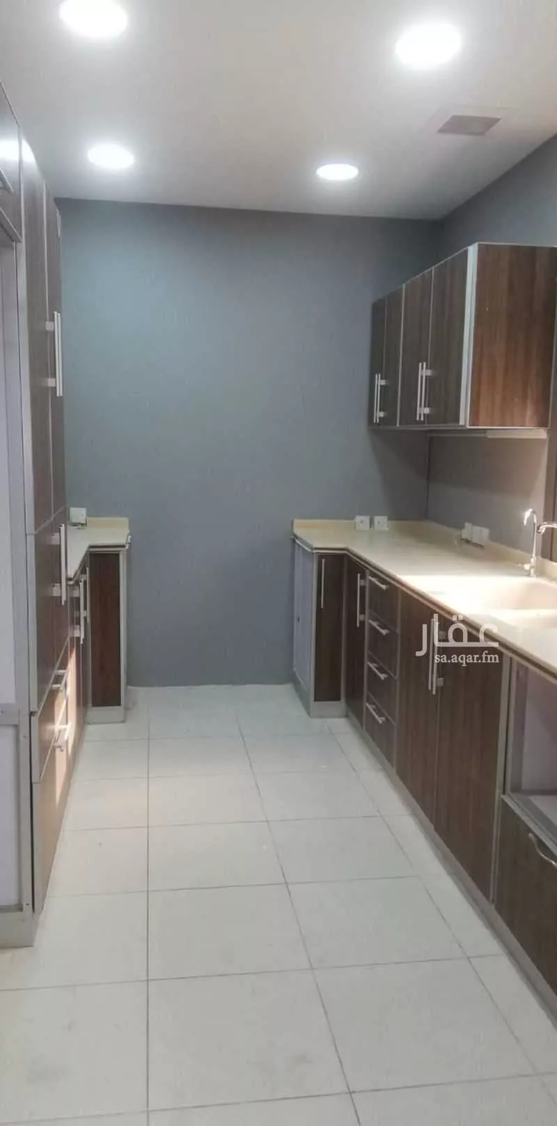 عمارة 600 م² في أبحر الجنوبية 2