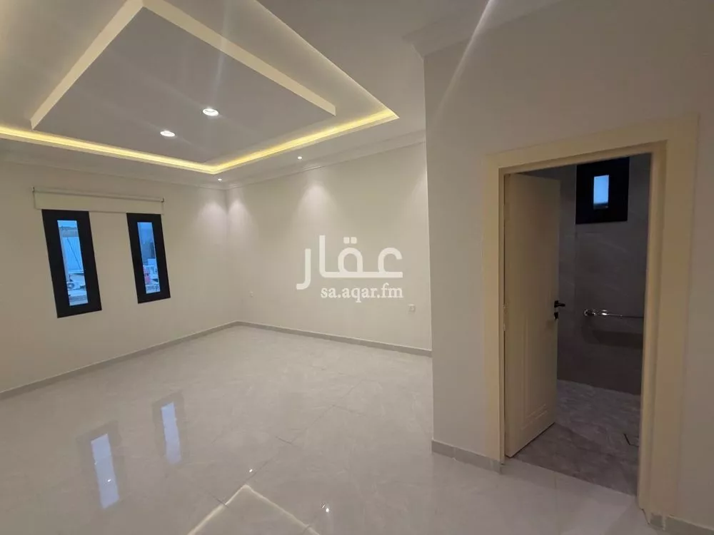 فيلا 5 غرف في الروضة 11