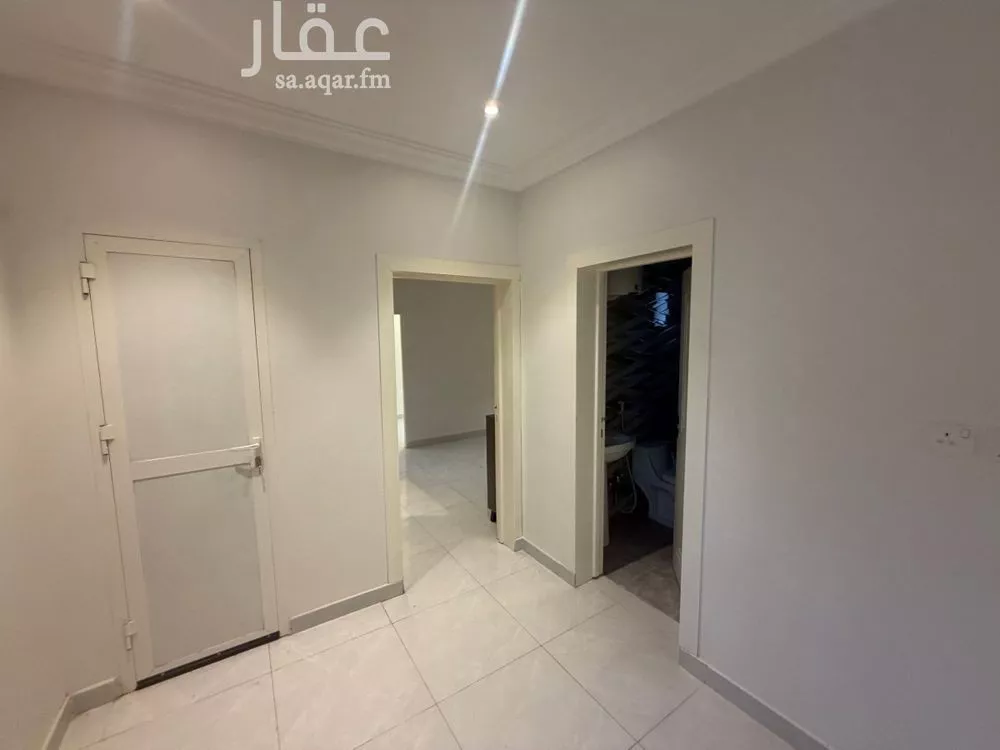 فيلا 5 غرف في الروضة 18