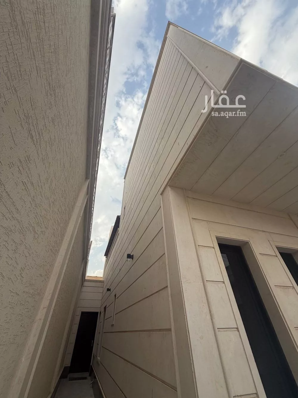 فيلا 5 غرف في الروضة 4