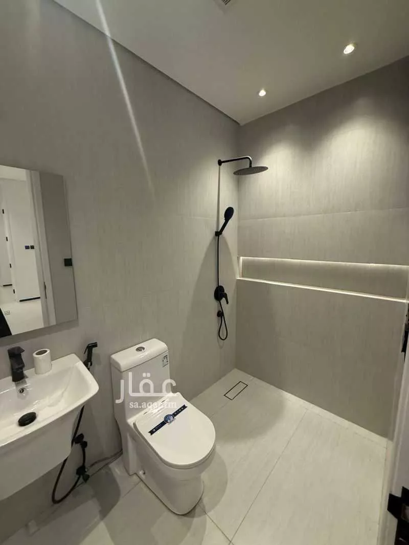 3 bedroom apartment in Al Aridh 5