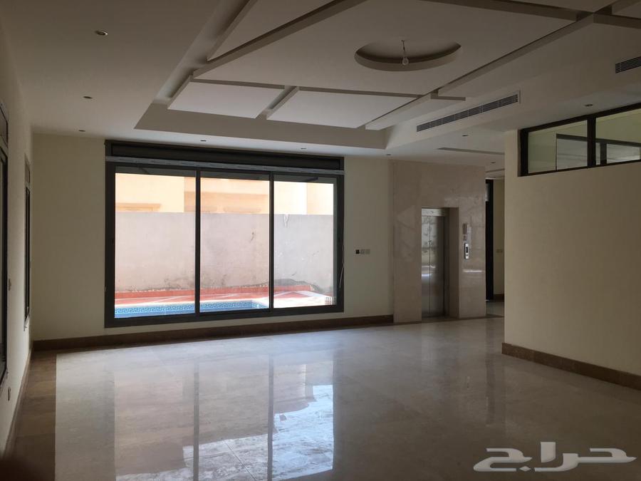 فيلا 12 غرف في الخالدية 8