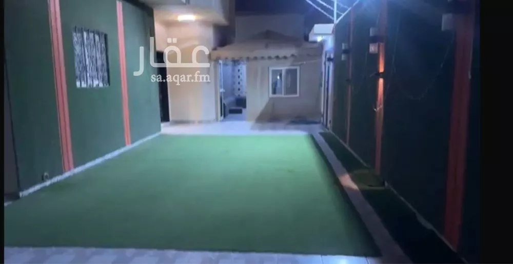 فيلا 7 غرف في عرقة 8