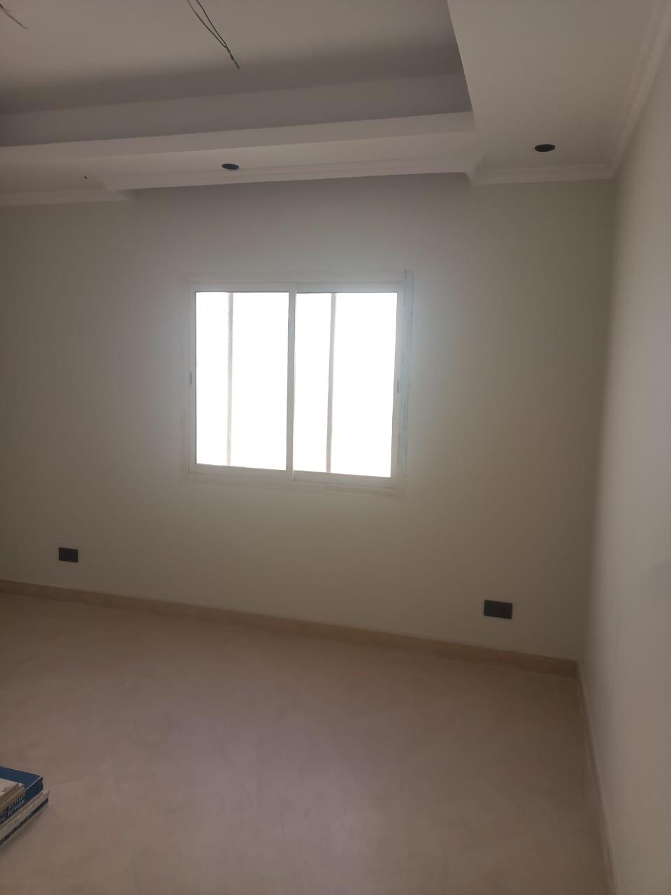 apartment in King Abdul Aziz 4