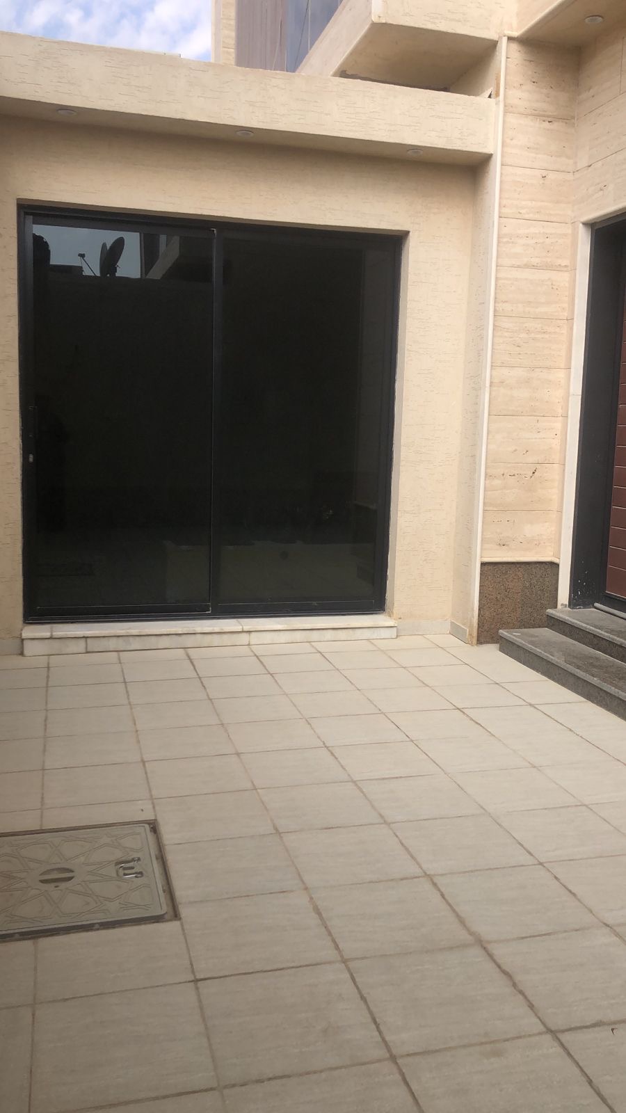 شقة 4 غرف في العارض 2