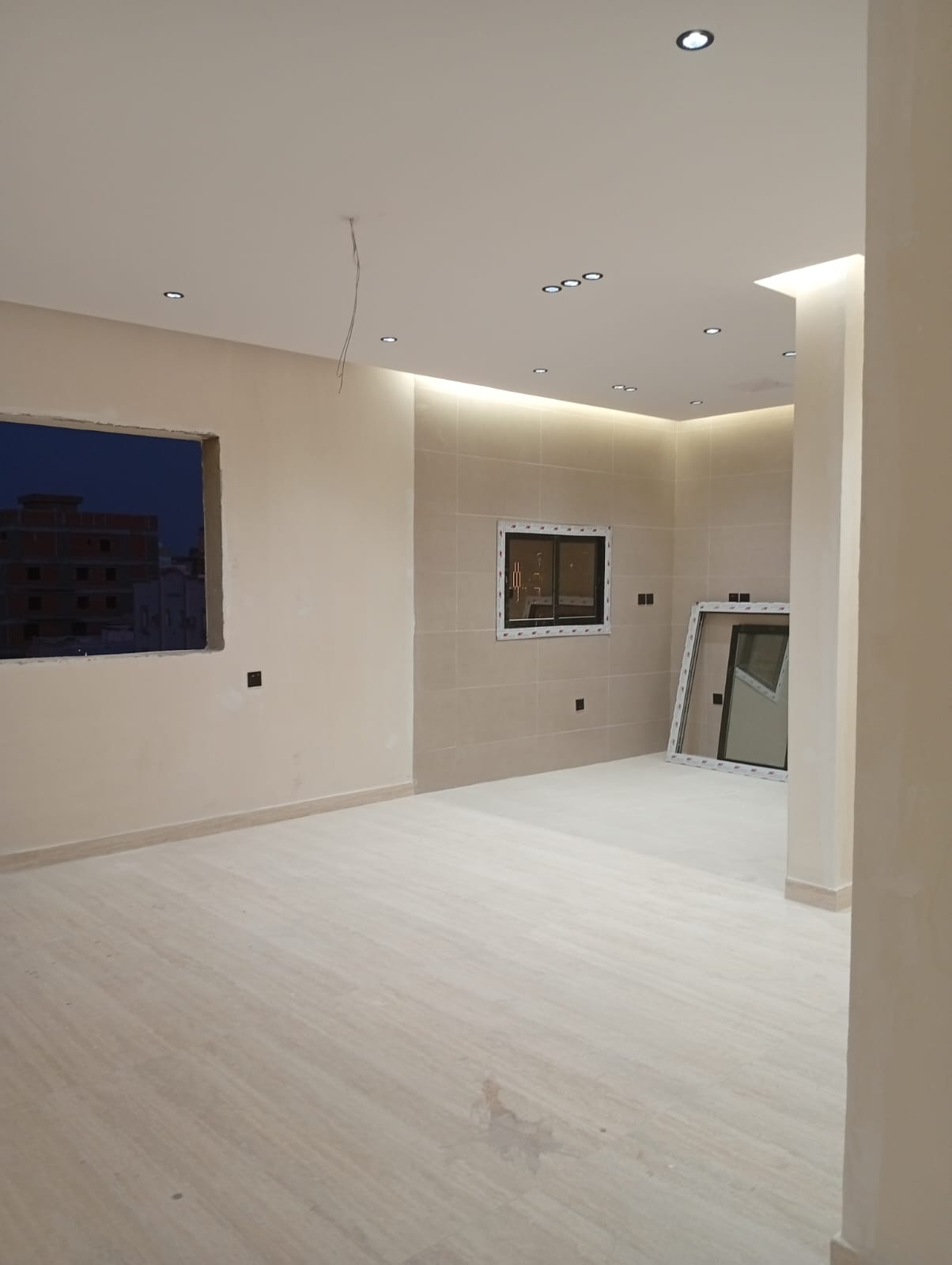 شقة  في النعيم 11