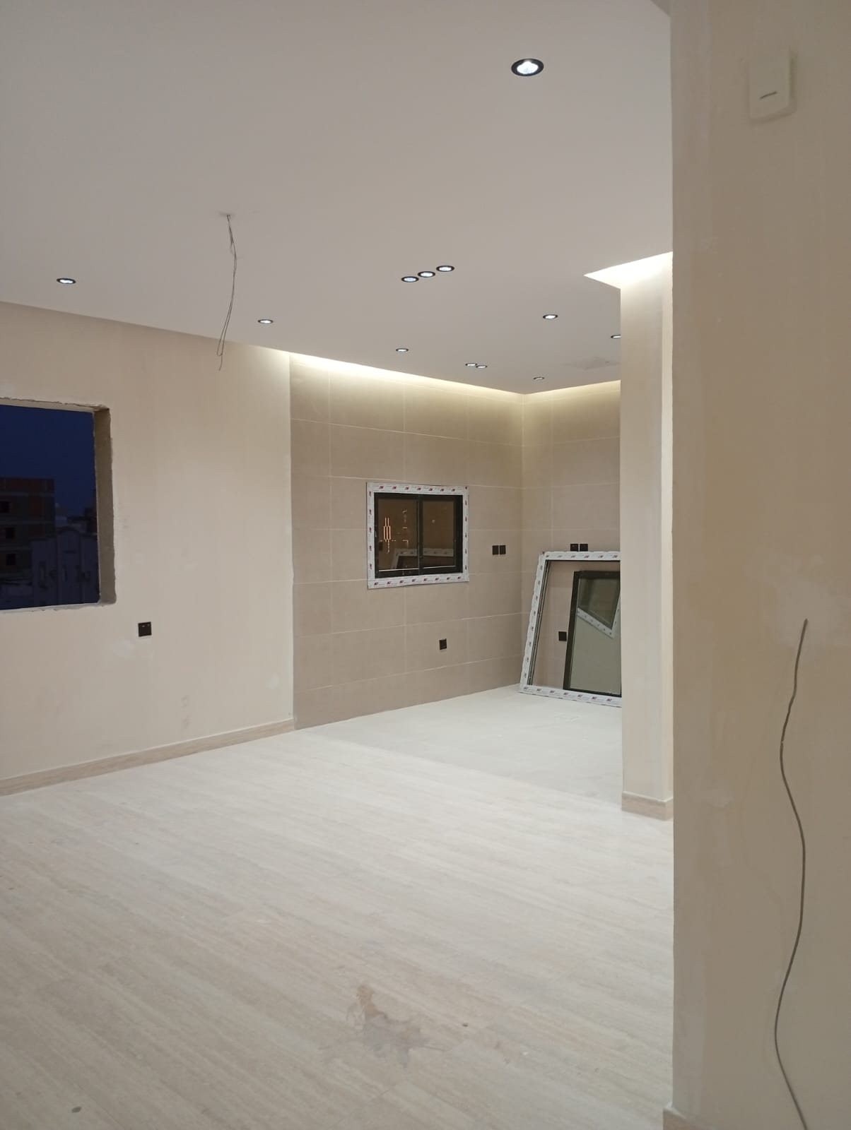 شقة  في النعيم 9