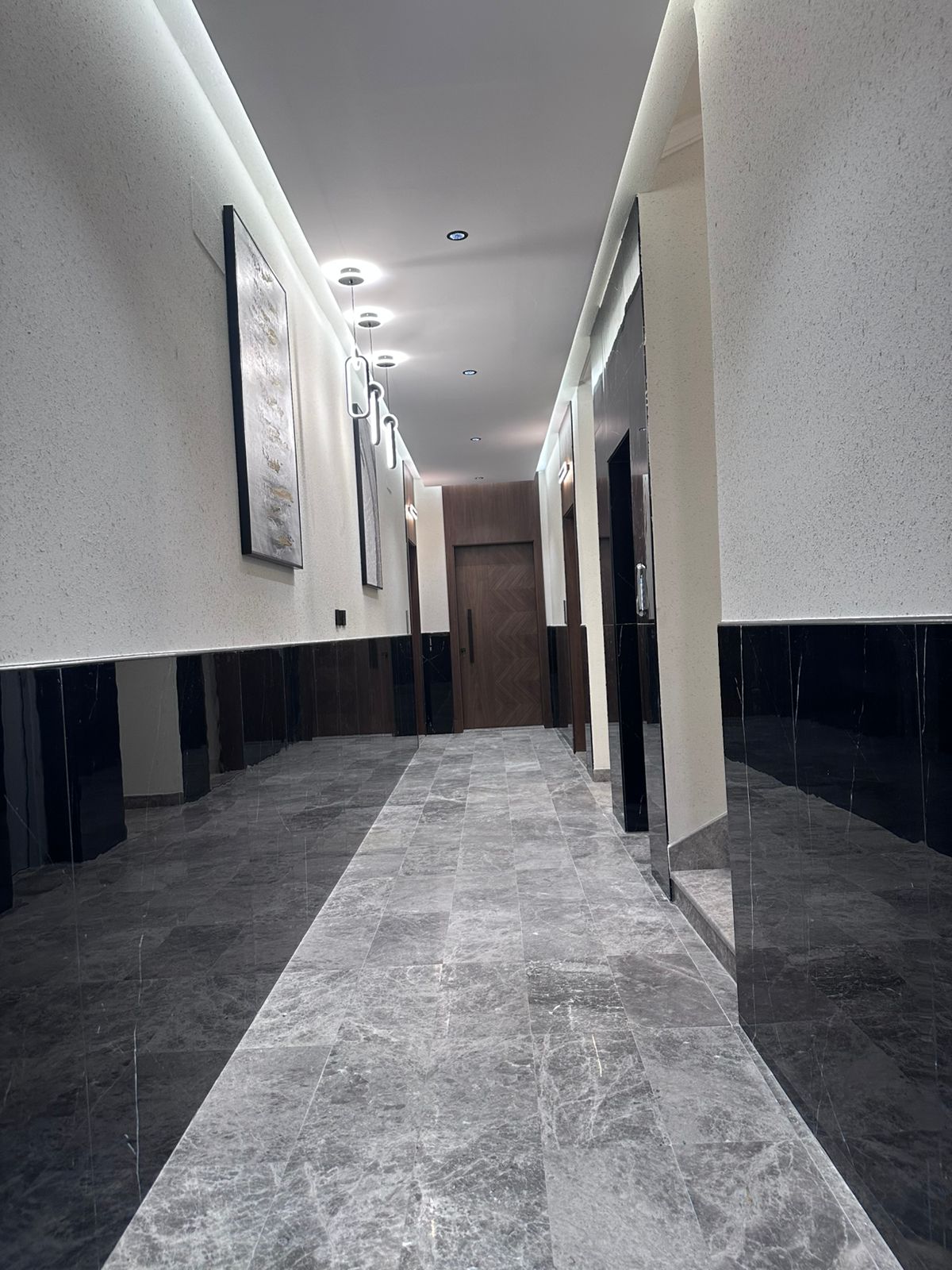 شقة  في النعيم 7