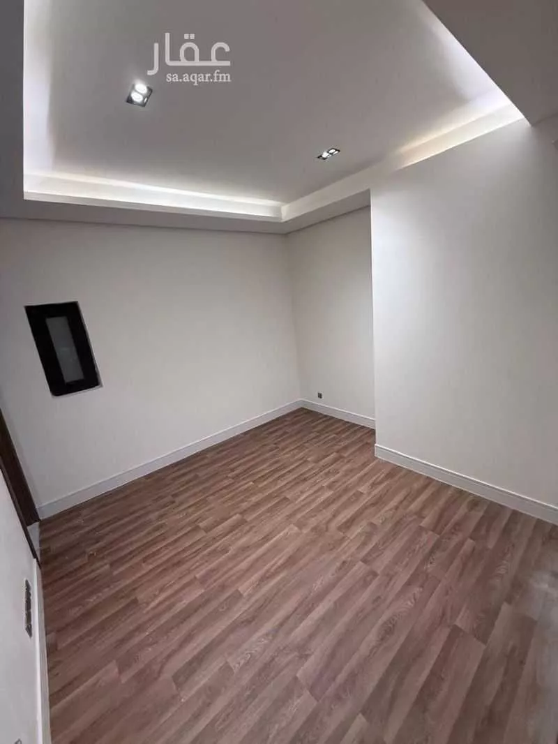 شقة 4 غرف في النرجس 3