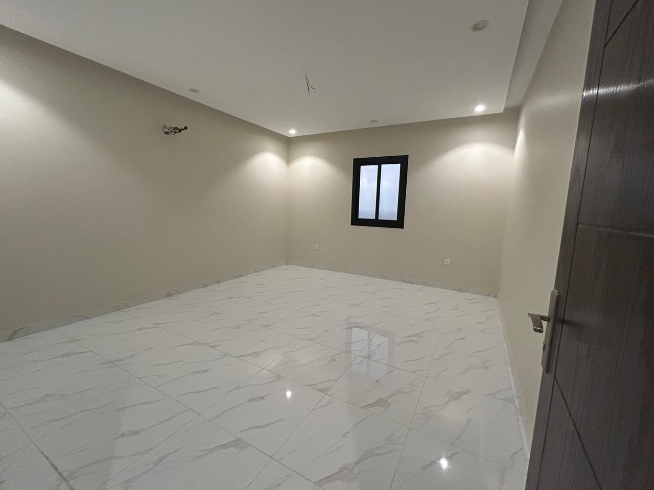 شقة 3 غرف في طيبة 3