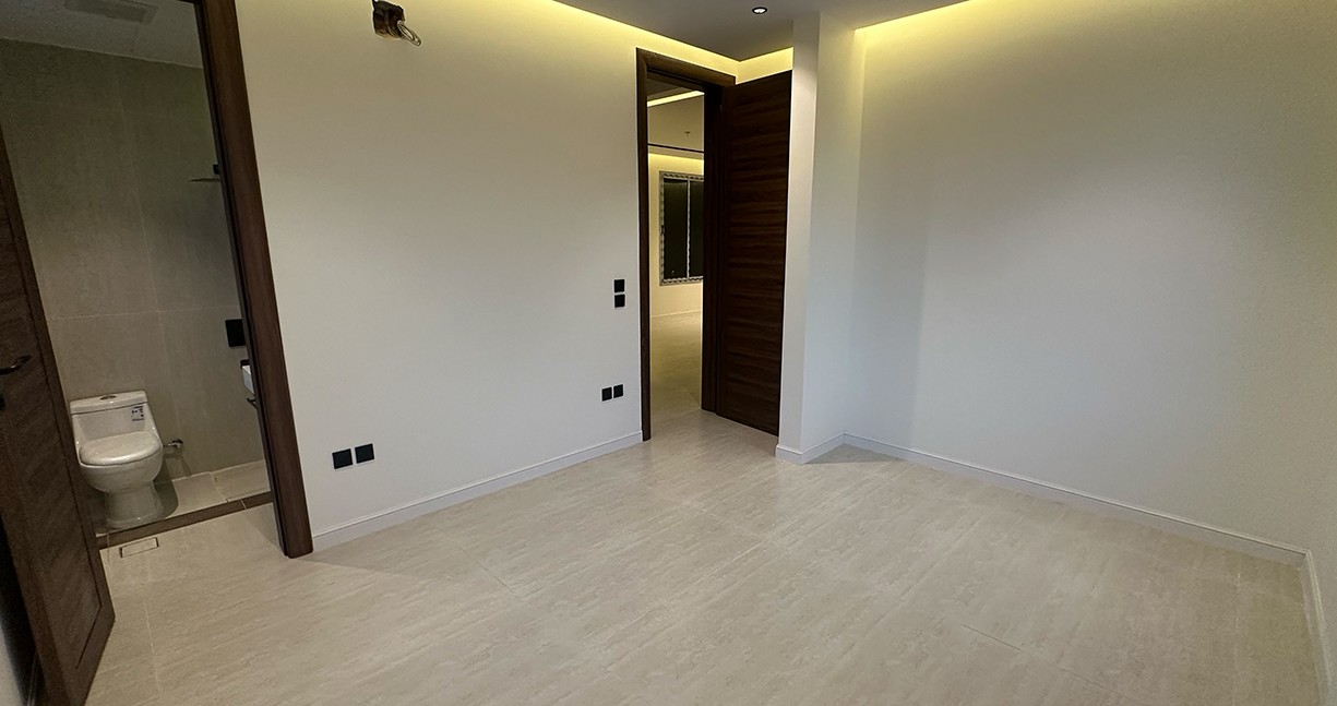 شقة  في الفيحاء 10