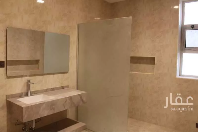 دور 4 غرف في الصدفة 7