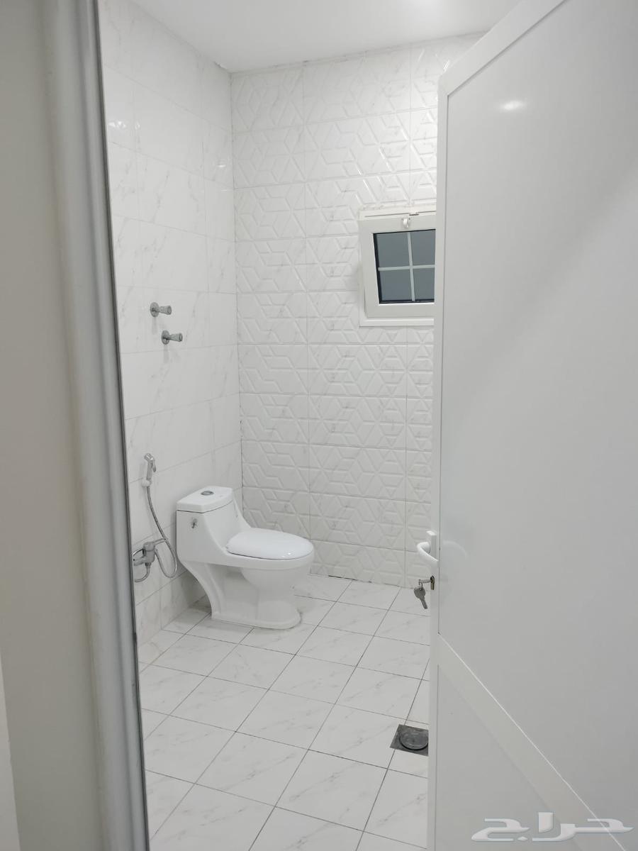 شقة 4 غرف في النايفية 3