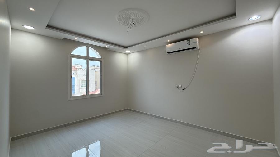 شقة 4 غرف في الشعلة 3