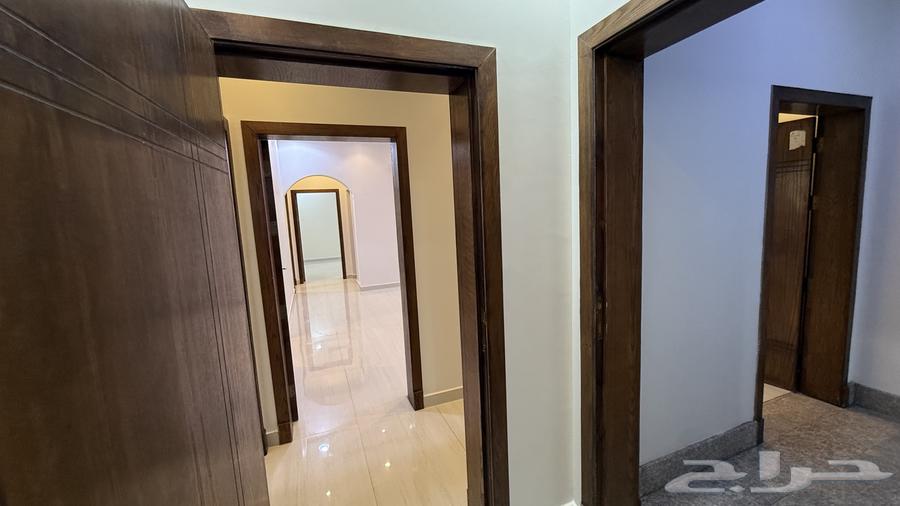 شقة 4 غرف في الشعلة 4