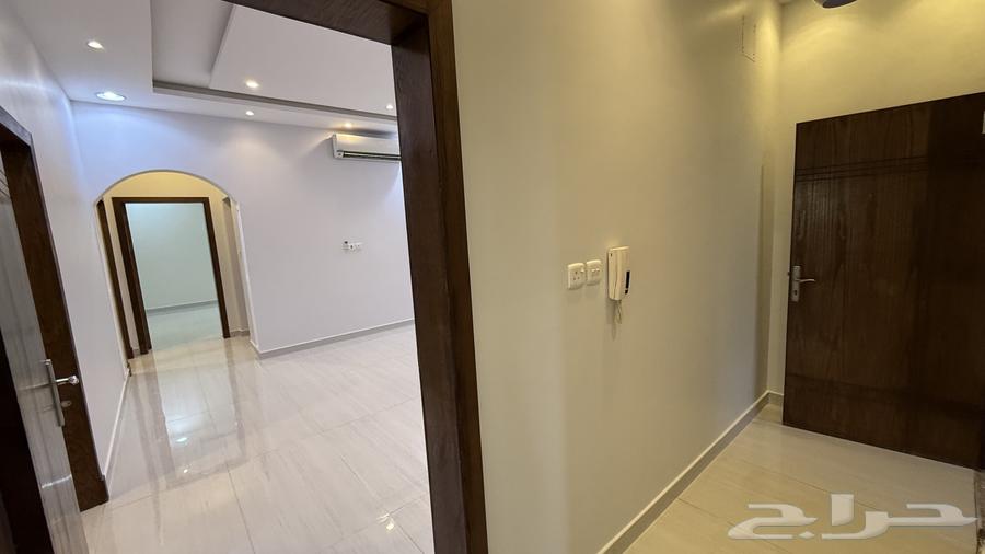 شقة 4 غرف في الشعلة 5