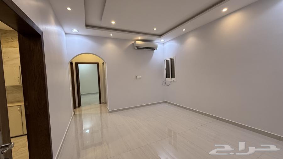 شقة 4 غرف في الشعلة 7