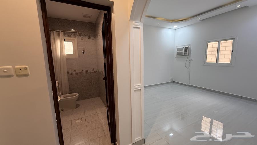 شقة 4 غرف في الشعلة 10