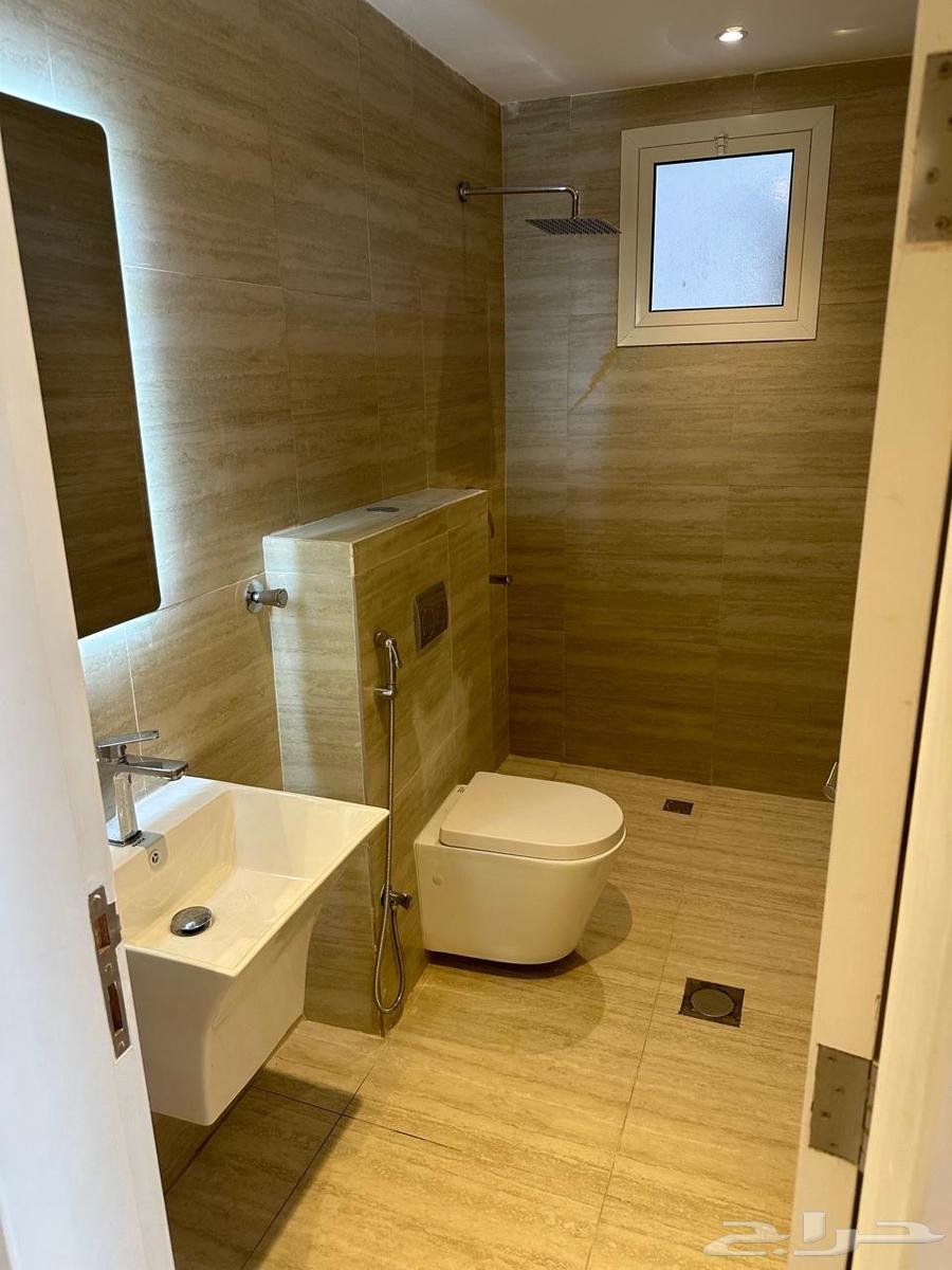 شقة 3 غرف في الحمرا 3