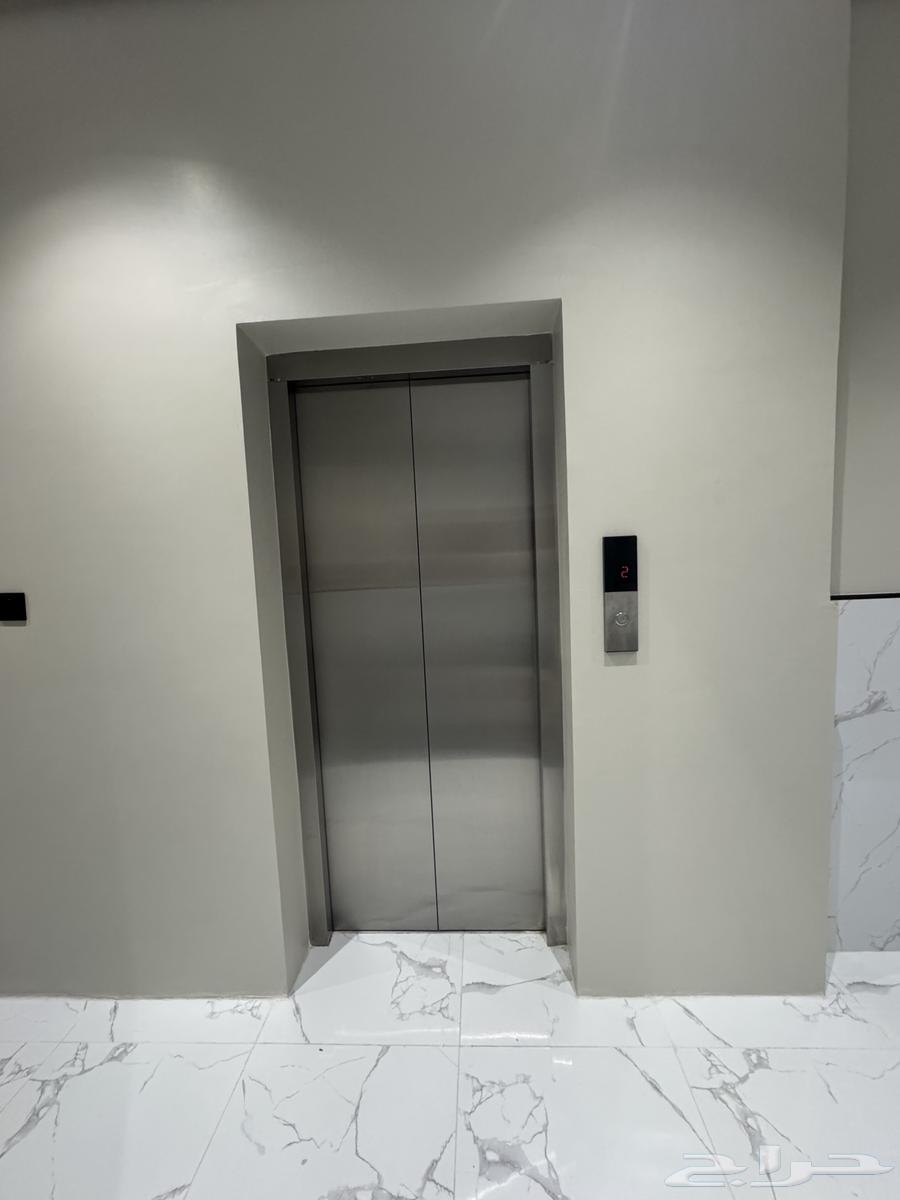 شقة 32 غرف في القادسية 15