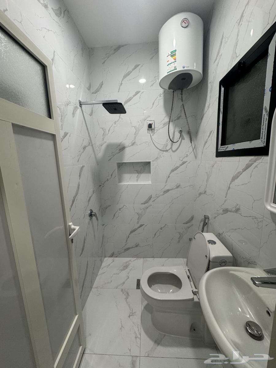 شقة 32 غرف في القادسية 17